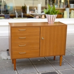 Minisideboard 1