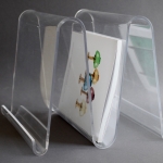 zeitungshalter-acryl-3