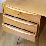 schreibtisch-ehrlich-8