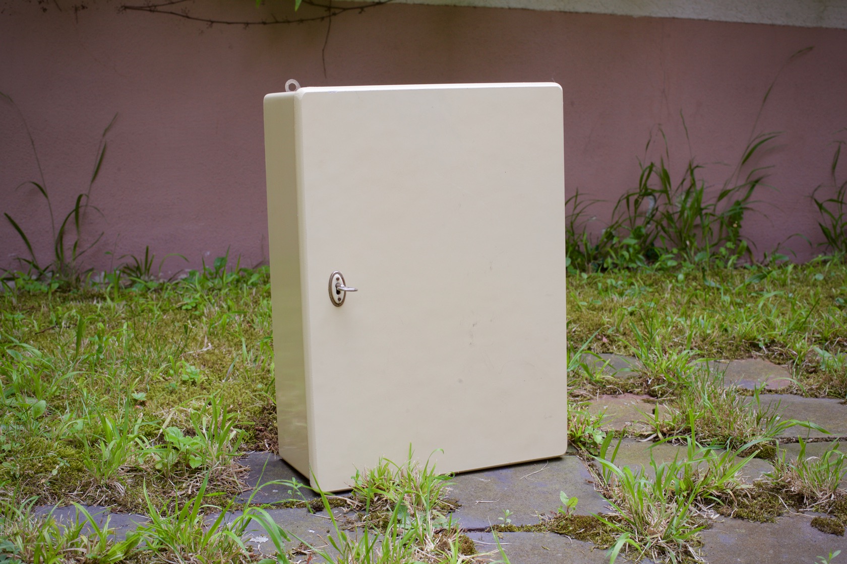 Kleines Vintage-Wandschränkchen - raumwunder - vintage wohnen in nürnberg