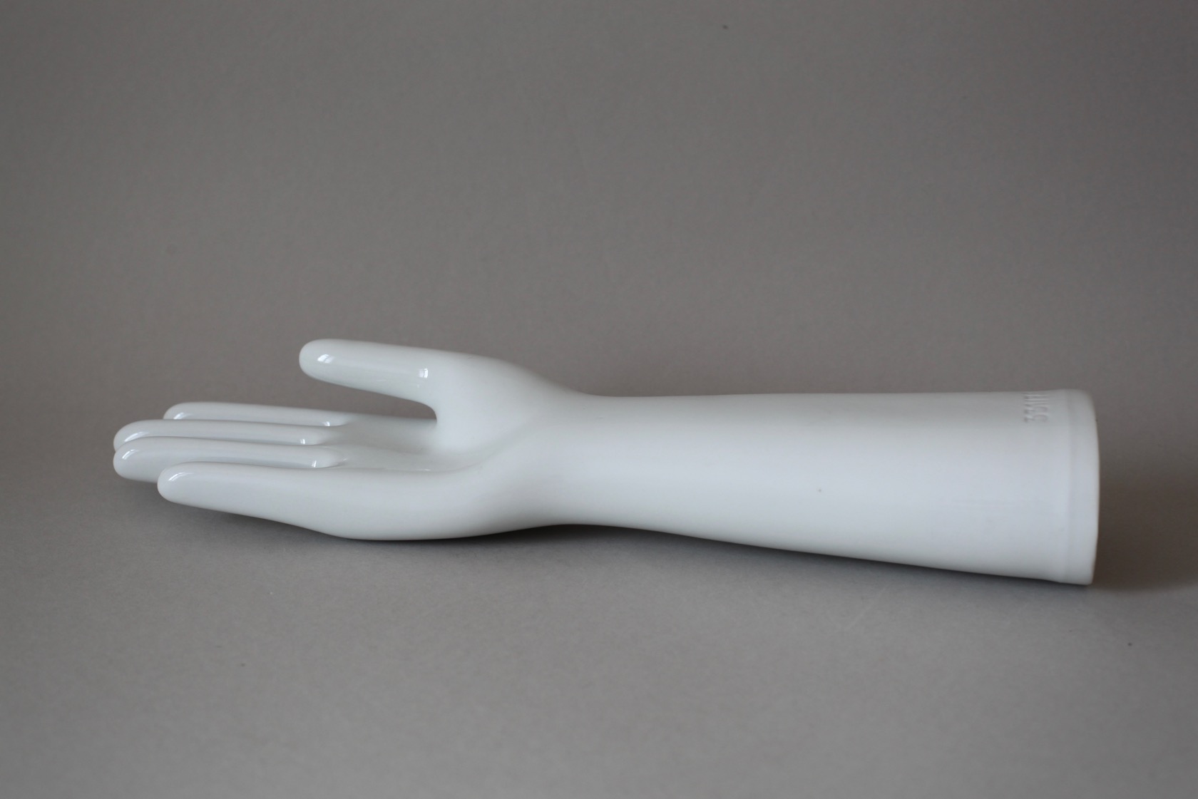 porzellanhand-2 - raumwunder - vintage wohnen in nürnberg